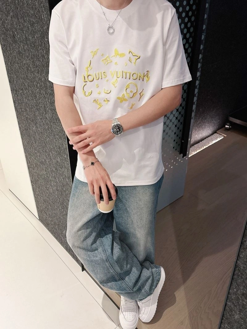 Louis Vuitton T-Shirts Popular 133667