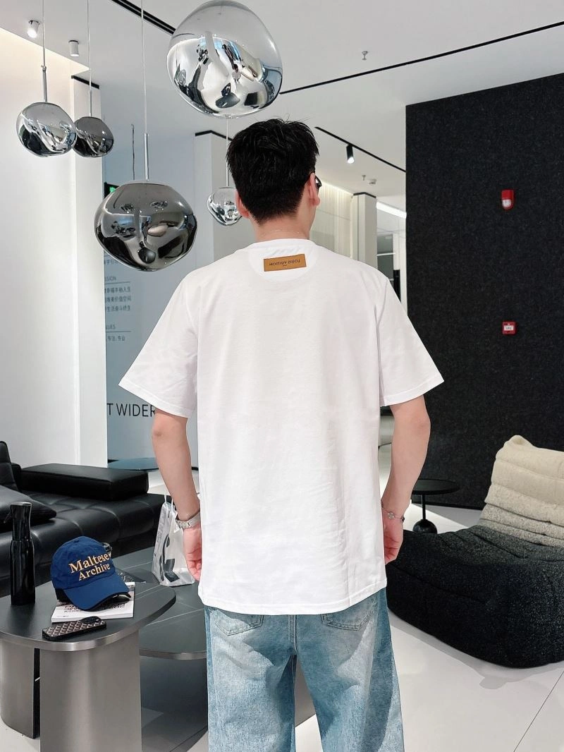 Louis Vuitton T-Shirts Popular 133667