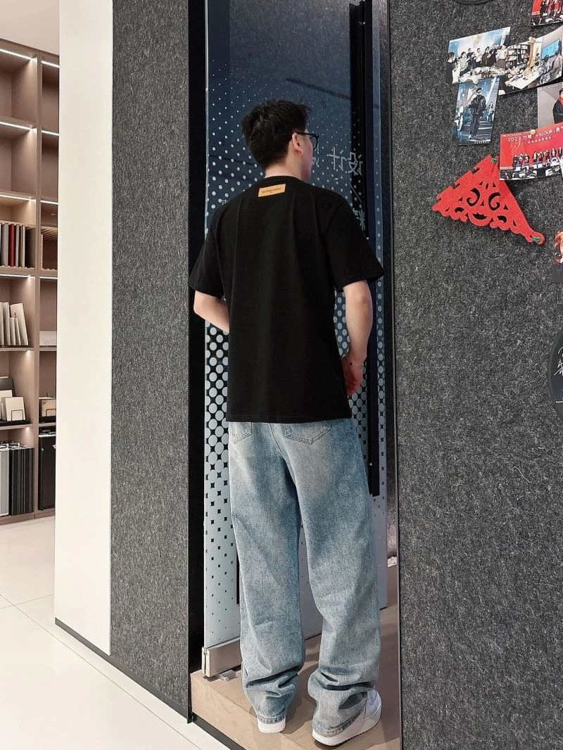 Casual Louis Vuitton T-Shirts 133640