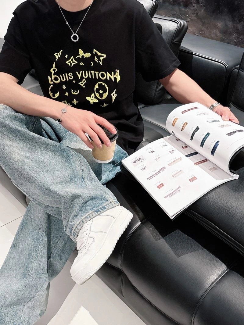 Casual Louis Vuitton T-Shirts 133640