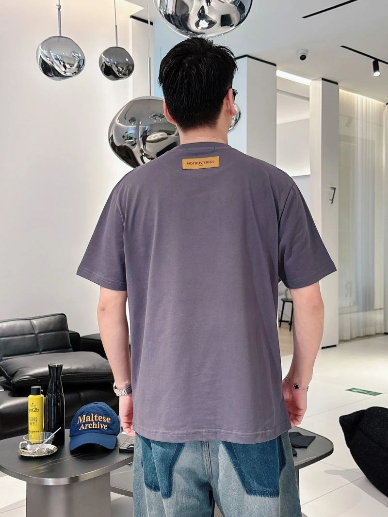 Louis Vuitton T-Shirts Comfortable 133661