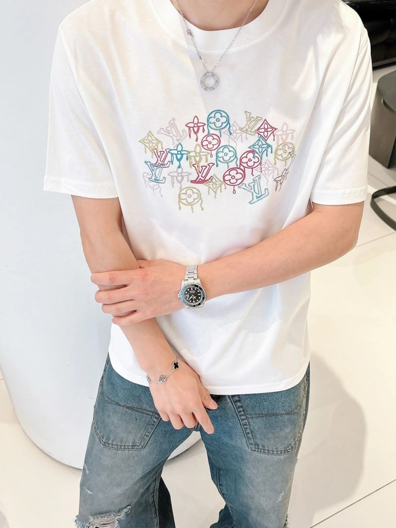 UrbanChic Louis Vuitton T-Shirts 133641