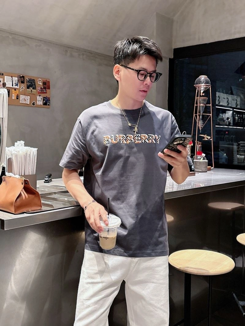 Youthful Louis Vuitton T-Shirts 133645