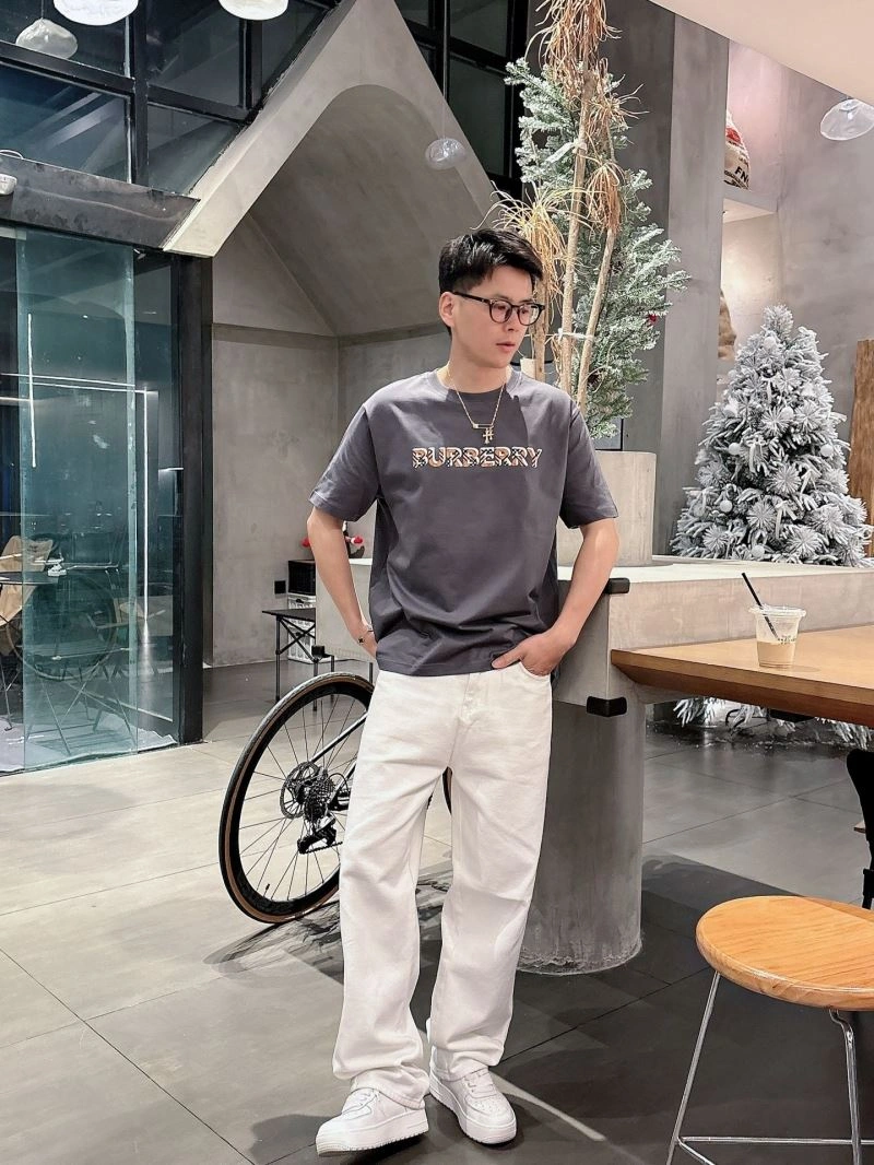 Youthful Louis Vuitton T-Shirts 133645