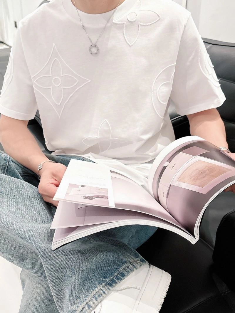 TechFriendly Louis Vuitton T-Shirts 133635