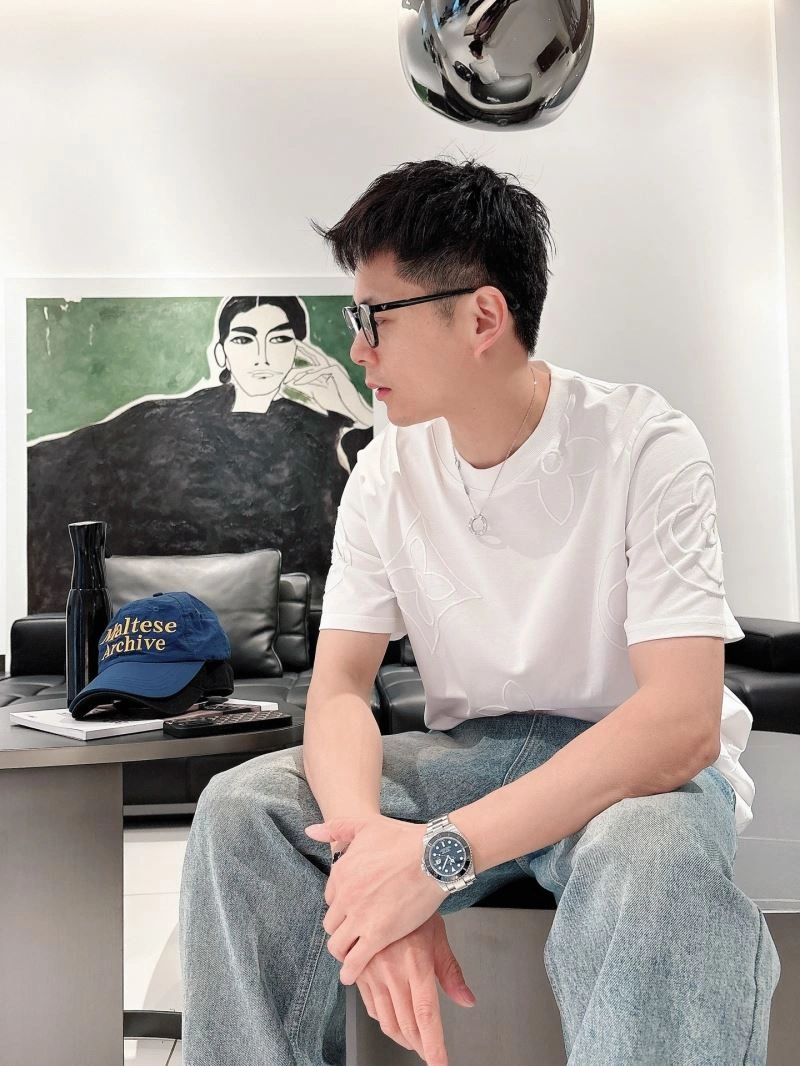TechFriendly Louis Vuitton T-Shirts 133635