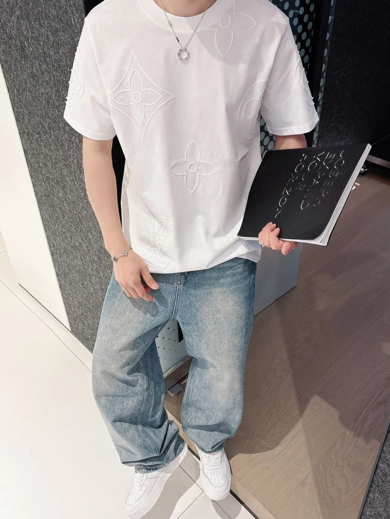 TechFriendly Louis Vuitton T-Shirts 133635