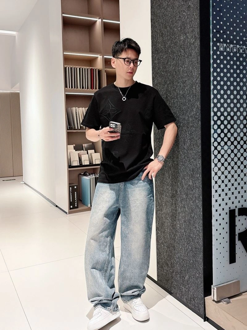 UrbanStyle Louis Vuitton T-Shirts 133634