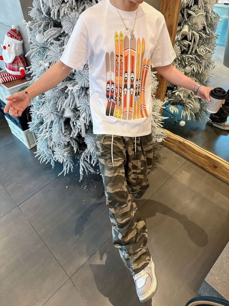 Louis Vuitton T-Shirts WellDesigned 133631
