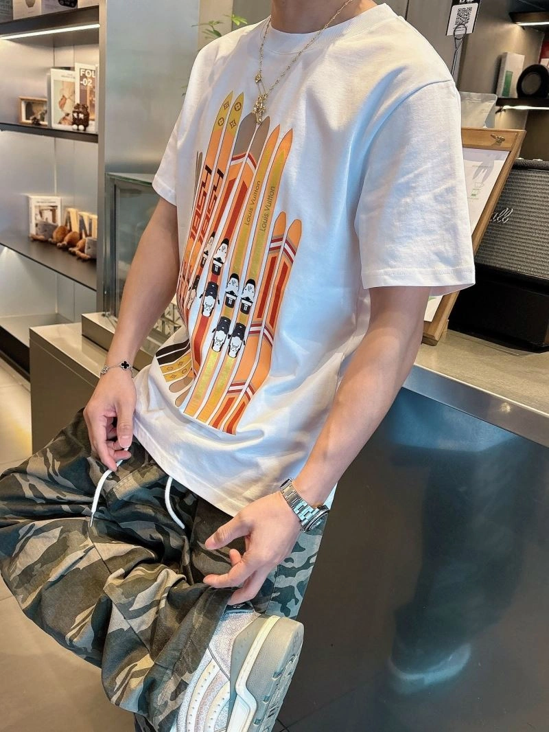 Louis Vuitton T-Shirts WellDesigned 133631