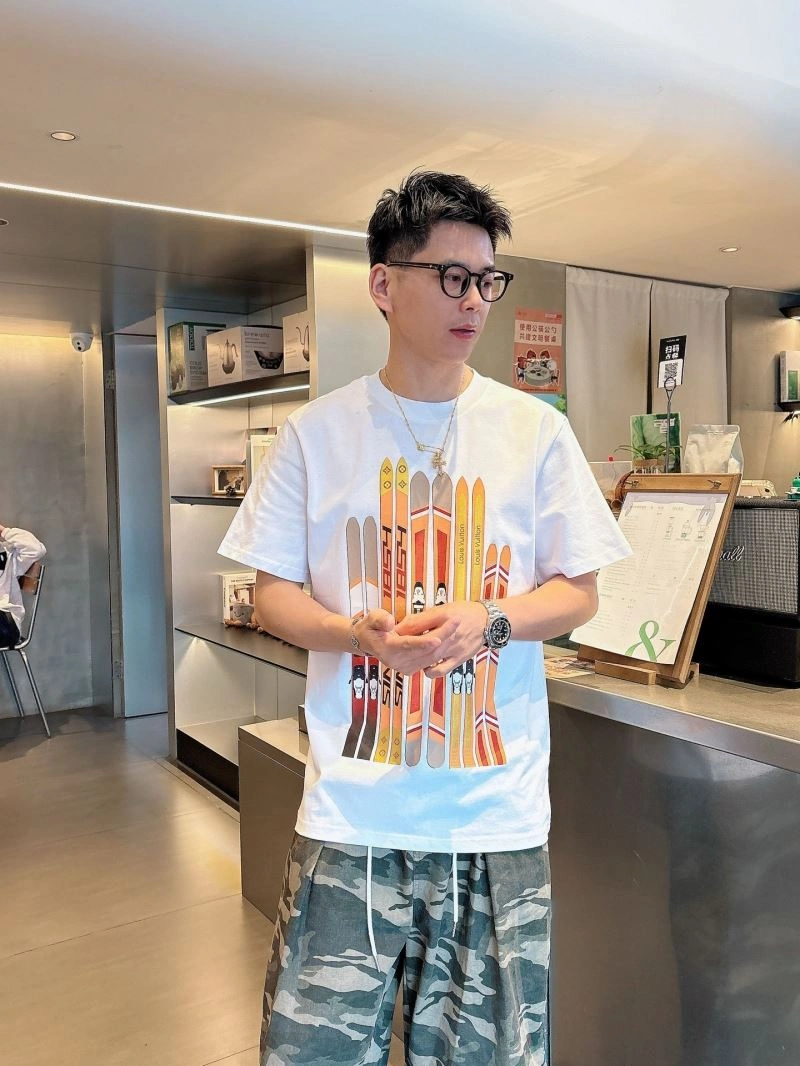 Louis Vuitton T-Shirts WellDesigned 133631