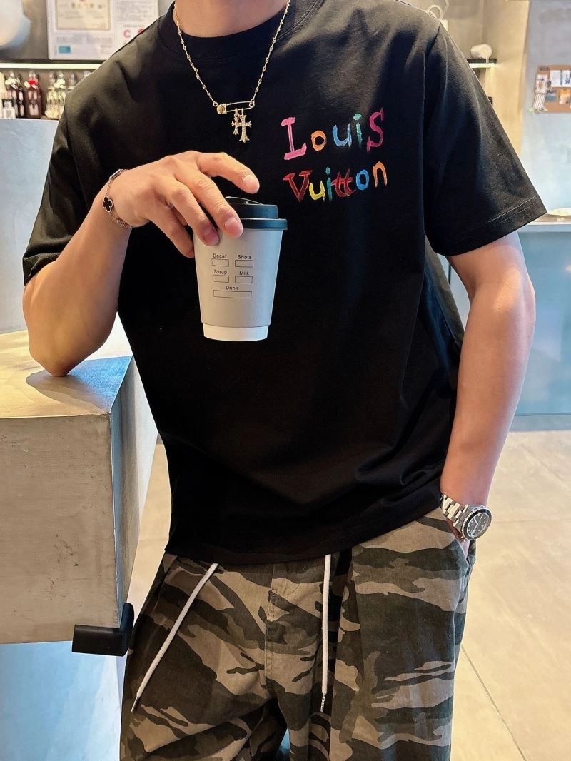 Supportive Louis Vuitton T-Shirts 133621