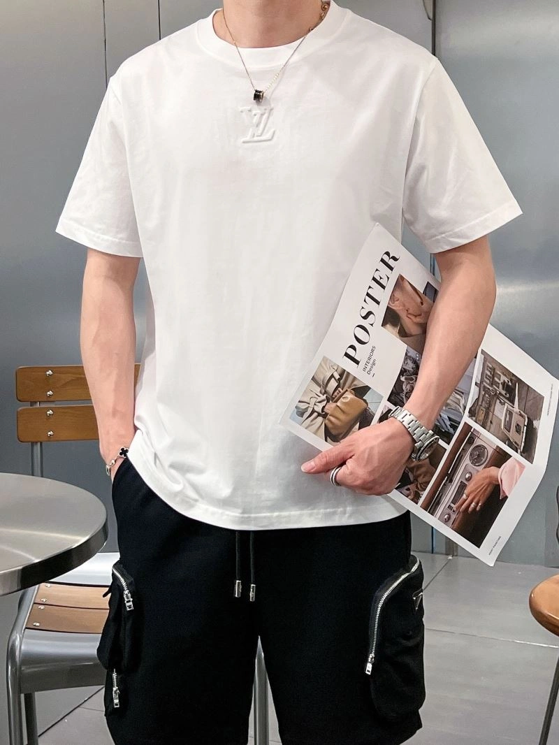 EyeCatching Louis Vuitton T-Shirts 133610