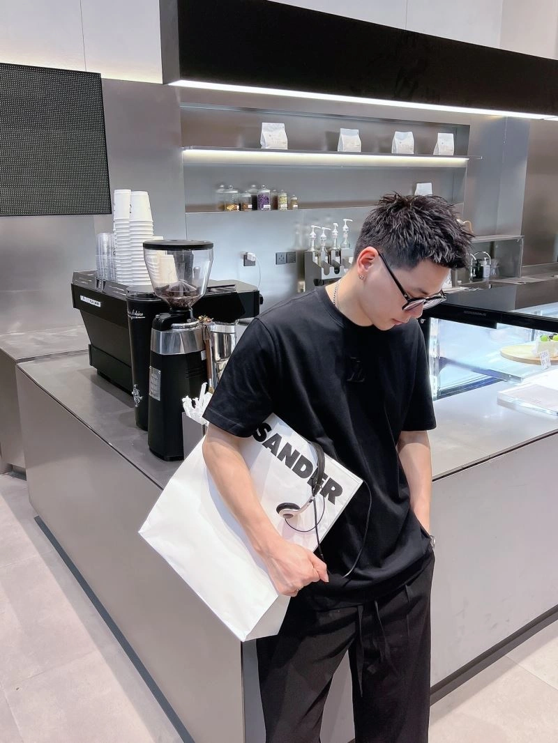 Reliable Louis Vuitton T-Shirts 133602
