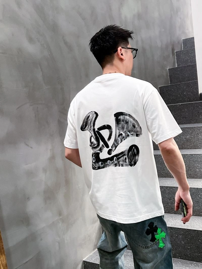 Fashionable Louis Vuitton T-Shirts 133616