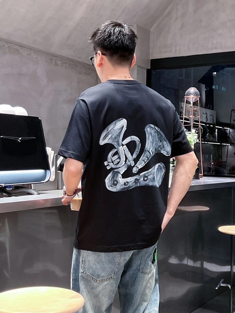 Attractive Louis Vuitton T-Shirts 133614