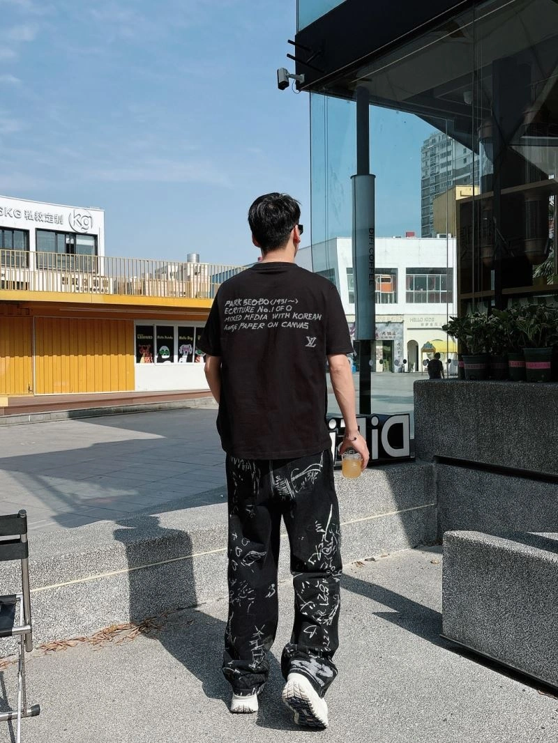 SmoothTexture Louis Vuitton T-Shirts 133620