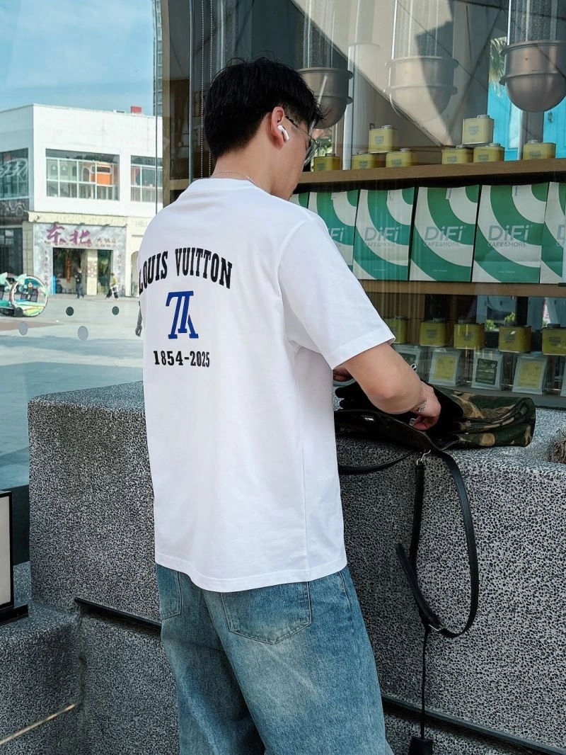 EyeCatching Louis Vuitton T-Shirts 133630