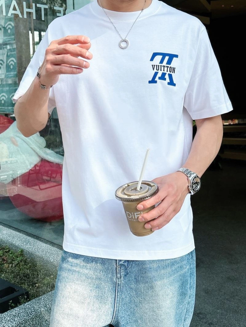 EyeCatching Louis Vuitton T-Shirts 133630