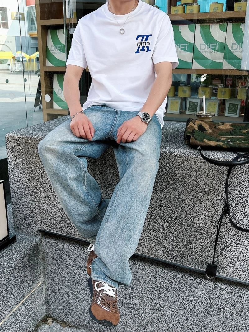EyeCatching Louis Vuitton T-Shirts 133630