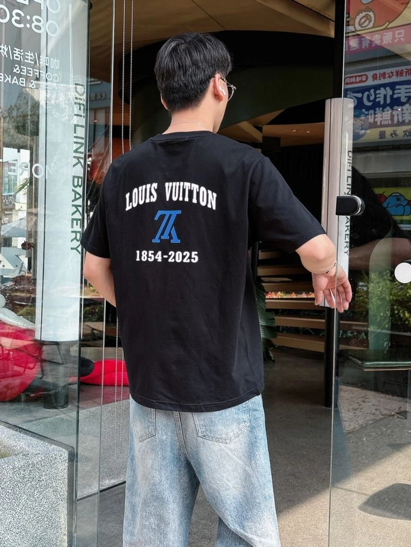 Louis Vuitton T-Shirts Trendy 133612