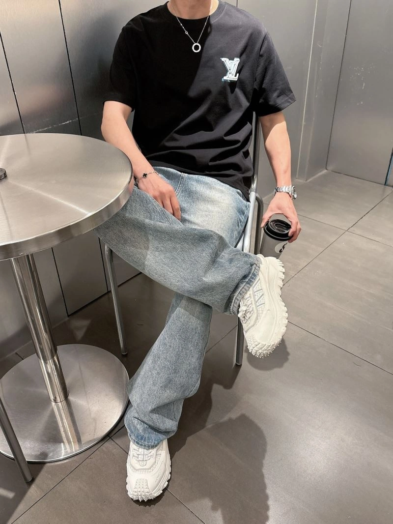 Lightweight Louis Vuitton T-Shirts 133622