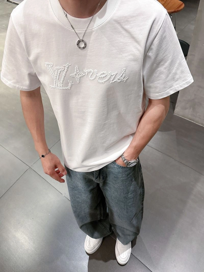 Louis Vuitton T-Shirts Popular 133627