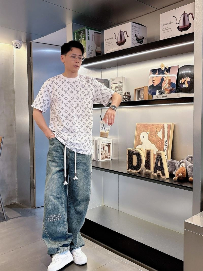Louis Vuitton T-Shirts Tailored 133625