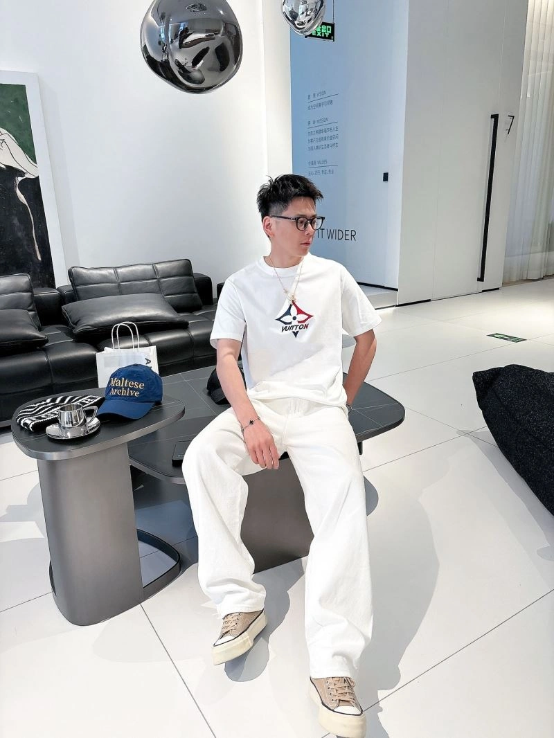 EasyCare Louis Vuitton T-Shirts 133603