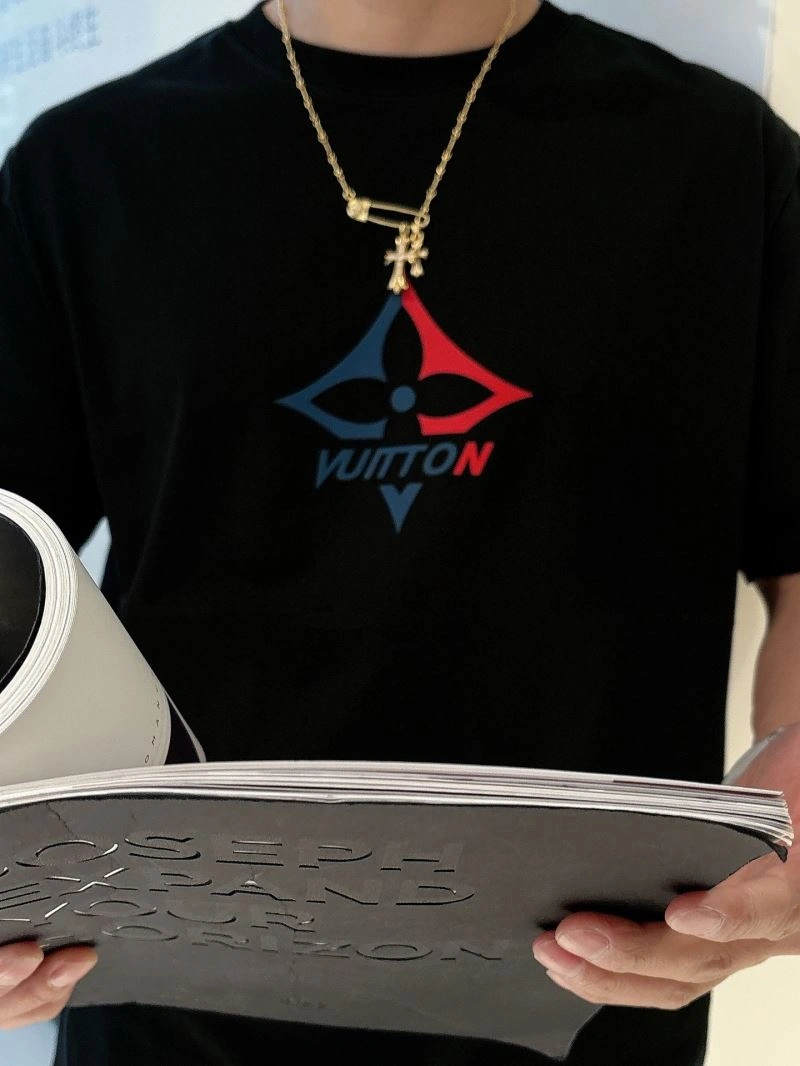 Louis Vuitton T-Shirts FlexibleFit 133629