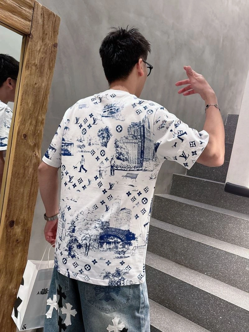 Louis Vuitton T-Shirts ModernLook 133626