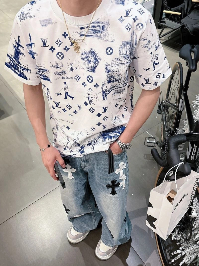 Louis Vuitton T-Shirts ModernLook 133626