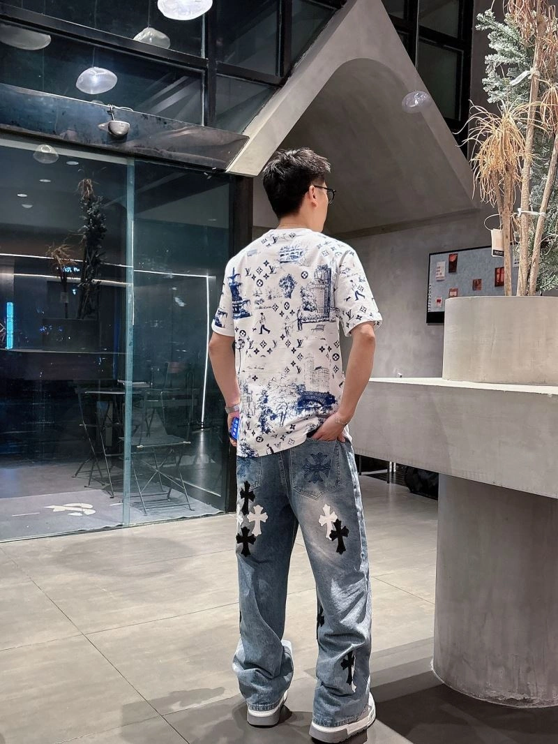 Louis Vuitton T-Shirts ModernLook 133626