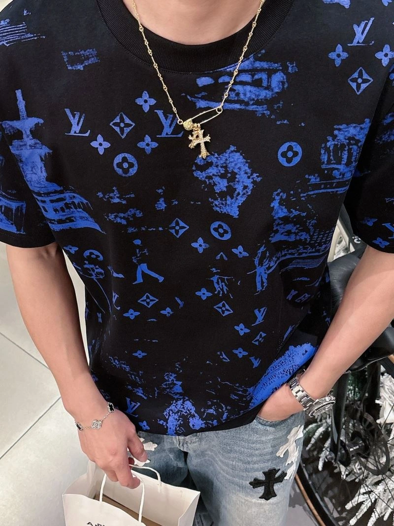 Lightweight Louis Vuitton T-Shirts 133624