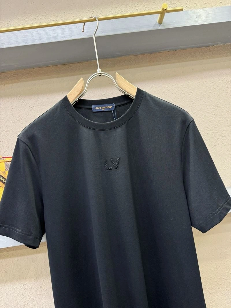 Louis Vuitton T-Shirts Compact 133619