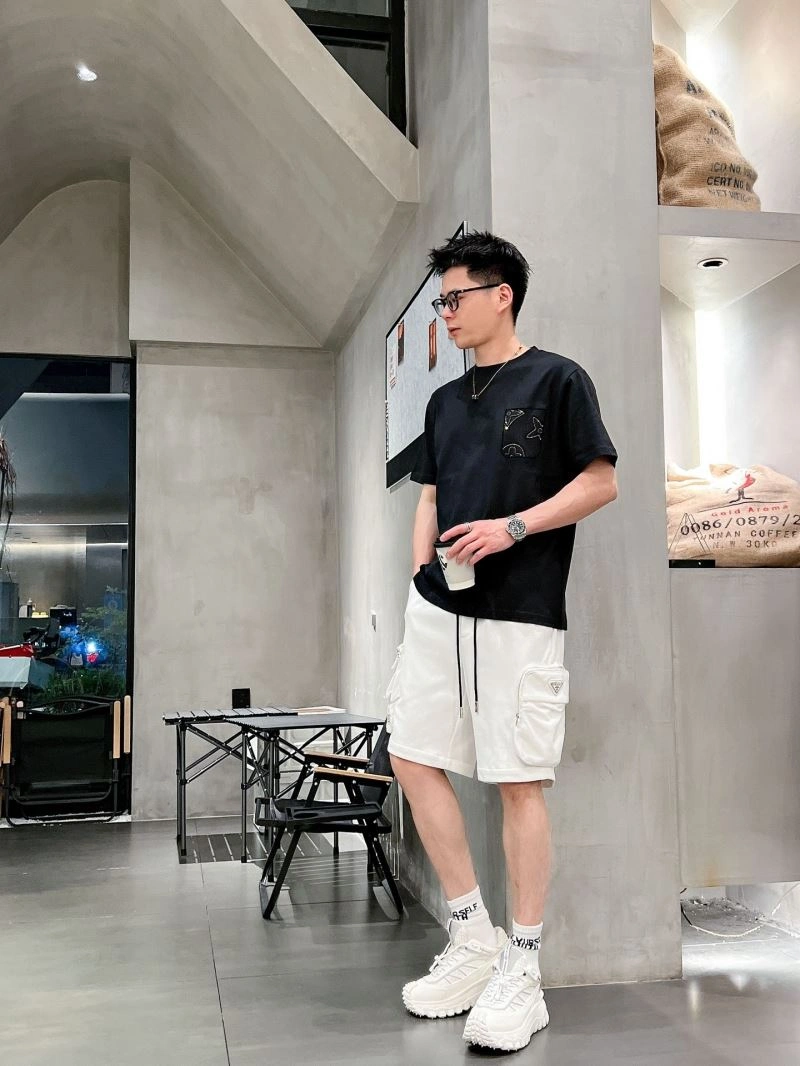 Louis Vuitton T-Shirts Soft 133606