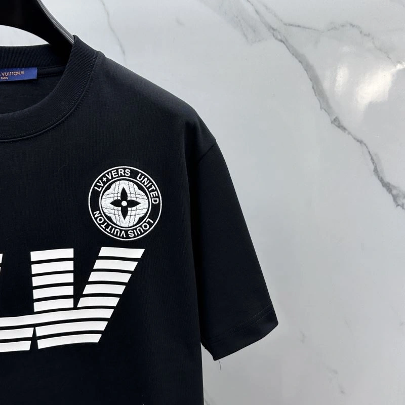 Louis Vuitton T-Shirts Supportive 133597