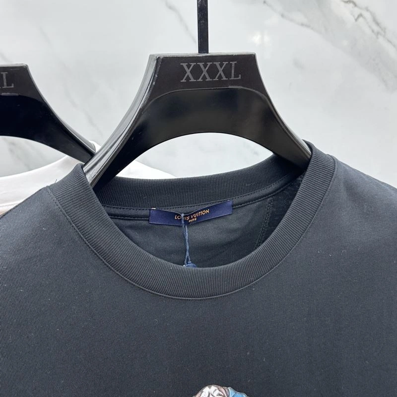 MultiPurpose Louis Vuitton T-Shirts 133595
