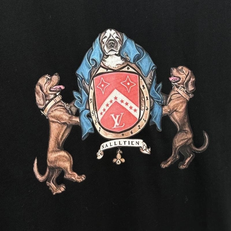 MultiPurpose Louis Vuitton T-Shirts 133595