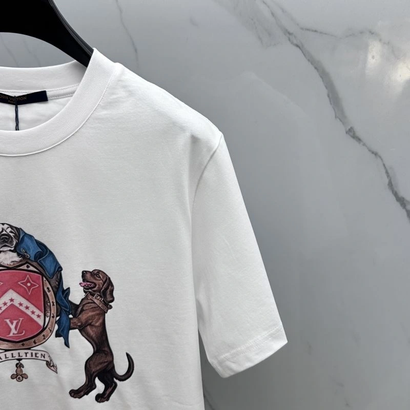 FashionForward Louis Vuitton T-Shirts 133594
