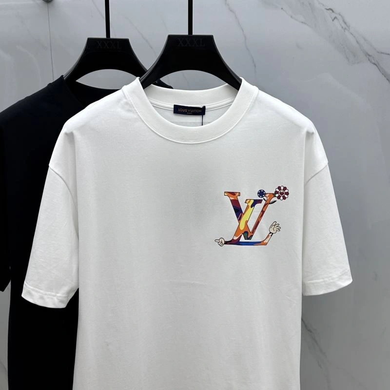 Sleek Louis Vuitton T-Shirts 133593