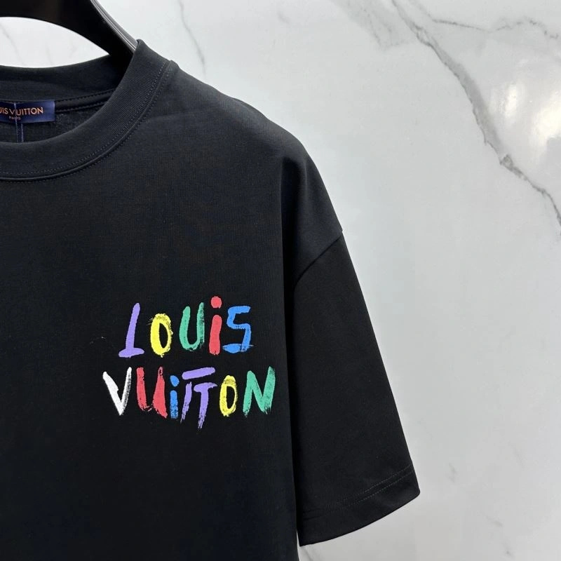Supportive Louis Vuitton T-Shirts 133592