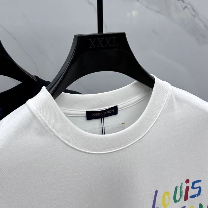 Practical Louis Vuitton T-Shirts 133599