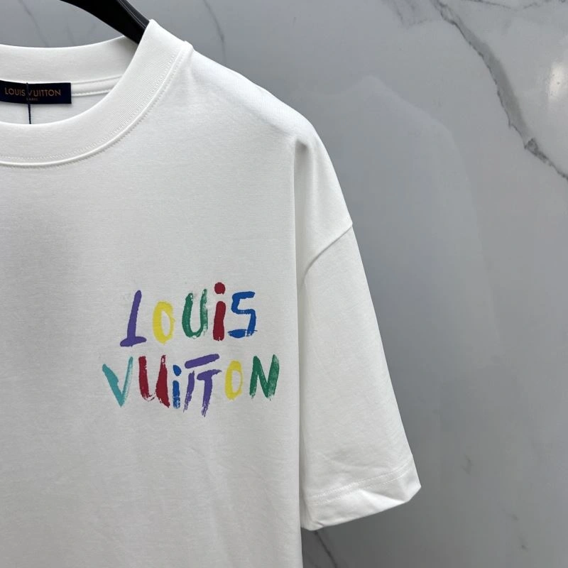 Practical Louis Vuitton T-Shirts 133599