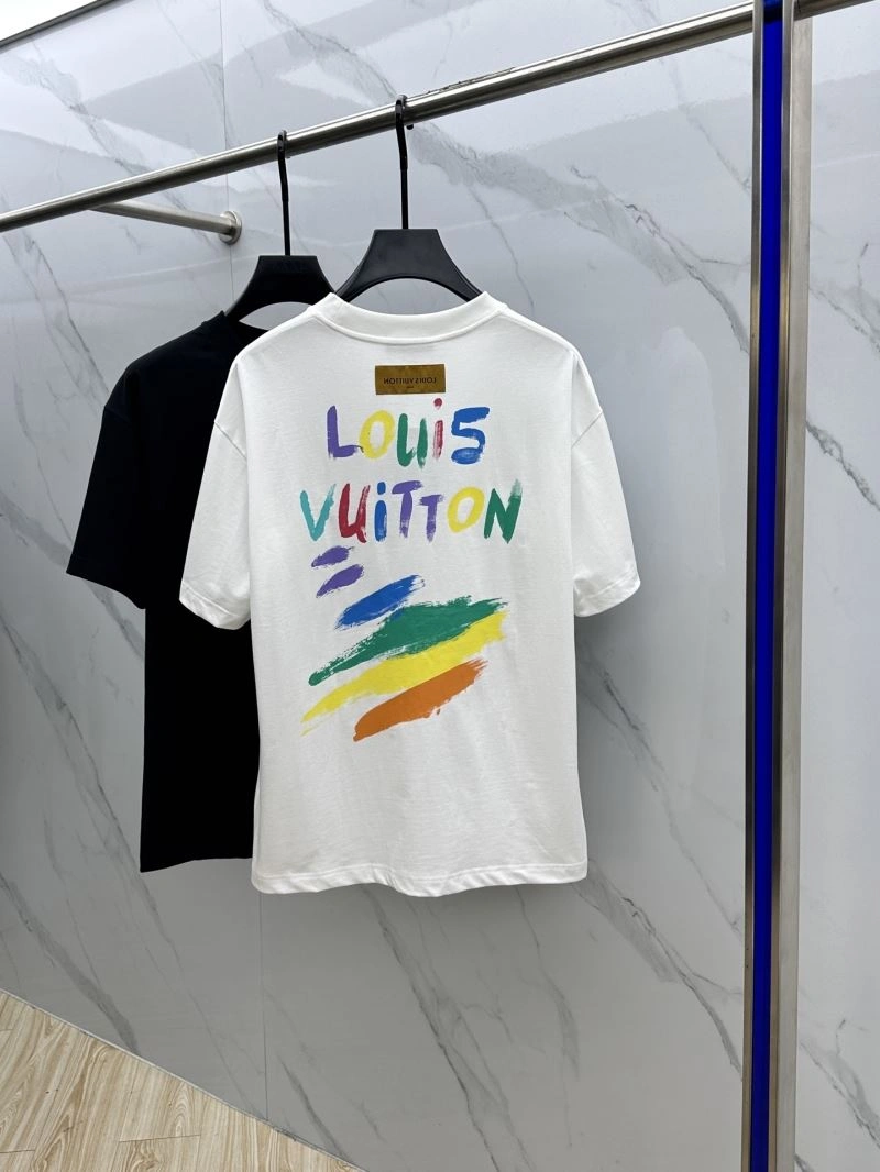 Practical Louis Vuitton T-Shirts 133599
