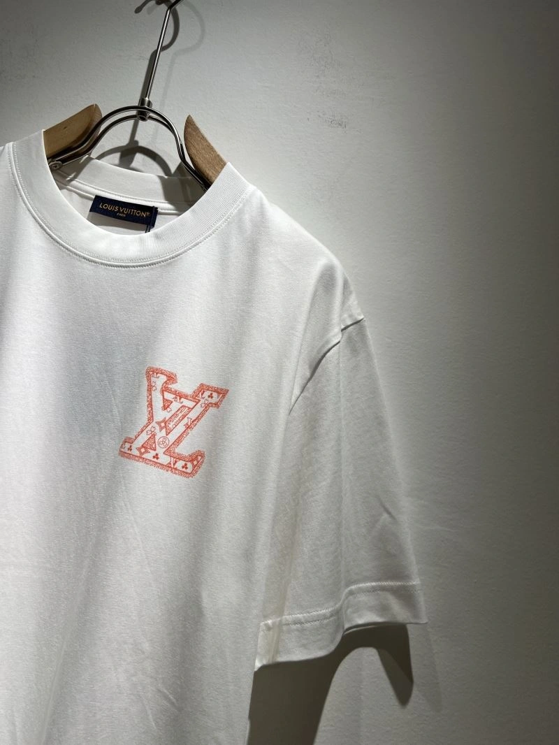 Louis Vuitton T-Shirts GoodFit 133589