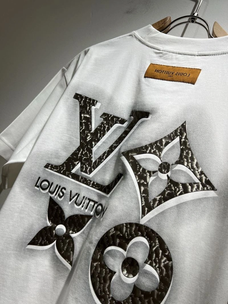 Louis Vuitton T-Shirts Modern 133563