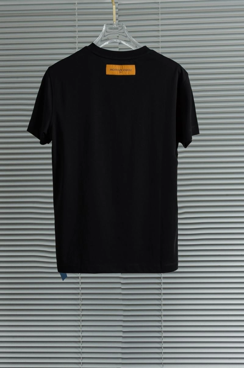Refined Louis Vuitton T-Shirts 133578
