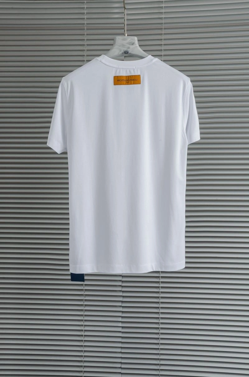 Neat Louis Vuitton T-Shirts 133581