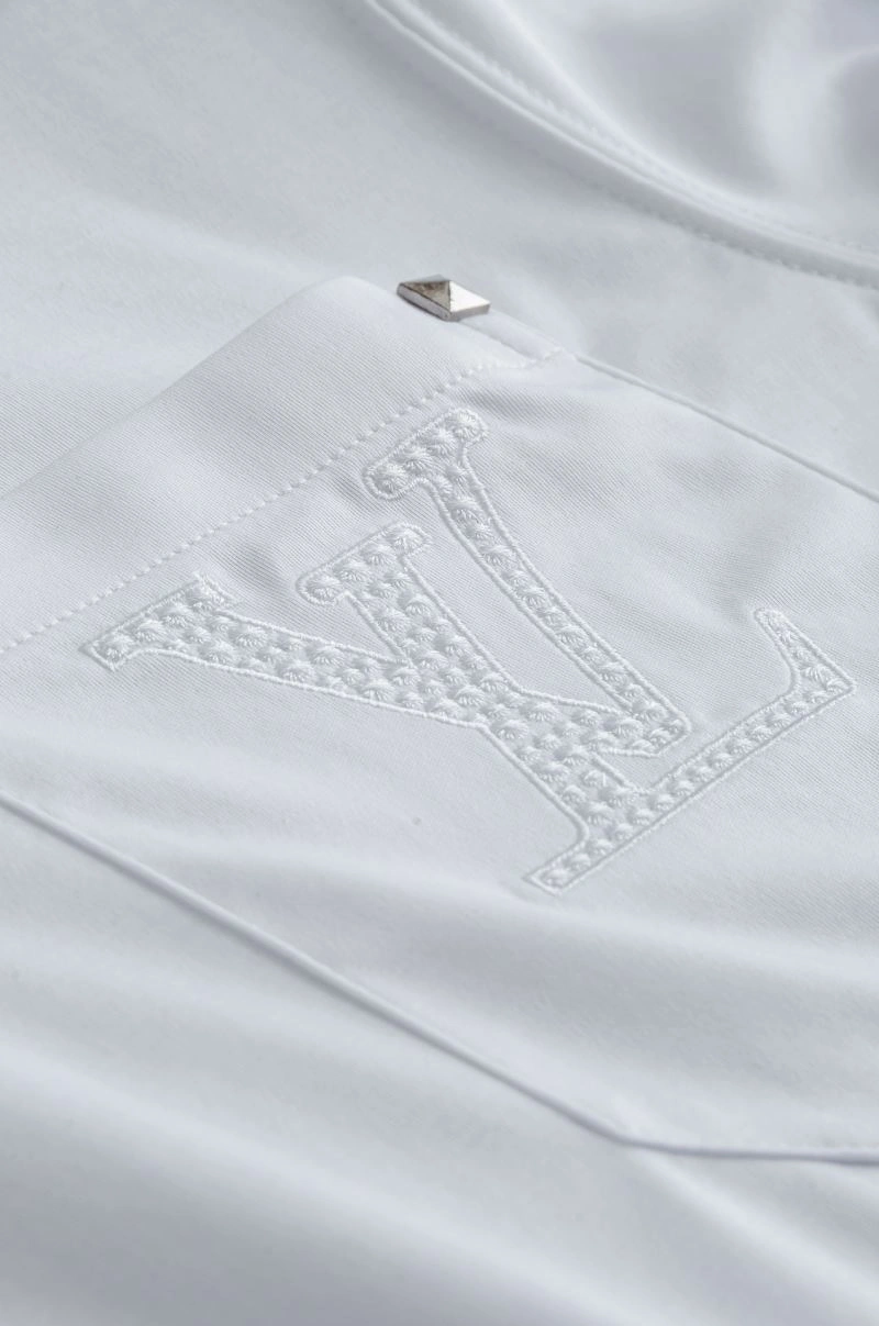 Neat Louis Vuitton T-Shirts 133581